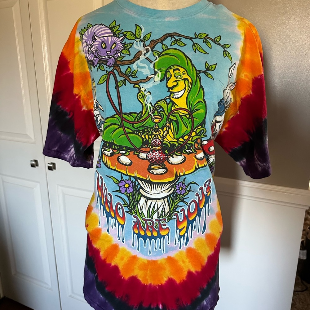 Liquid Blue Short Sleeve Tee in Blue and Red with Psychedelic Design
